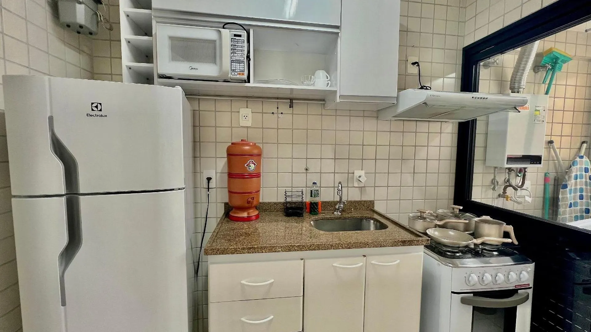 Flat Internet Rapida C Ar Condicionado Uh93 Otel Sao Paulo Brezilya